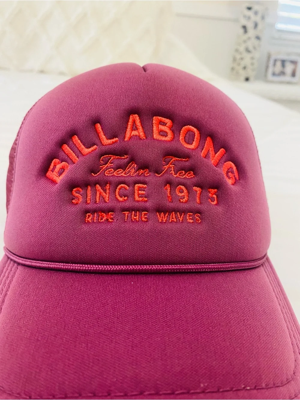 Billabong Trucker Hats Vintage ⭐️ Pink/ Black Set (2)